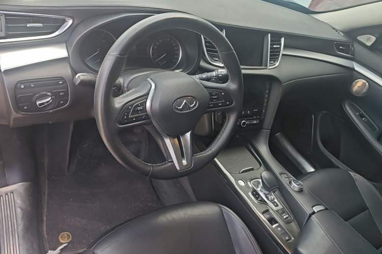 Used Infiniti QX50 2020 2.0T Four-Wheel Drive Smart Edition Center Console