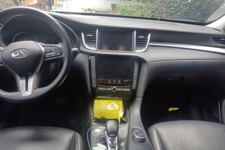 Used Infiniti QX50 2020 Revised Version 2.0T All-Wheel Drive Navigation Edition Center Console