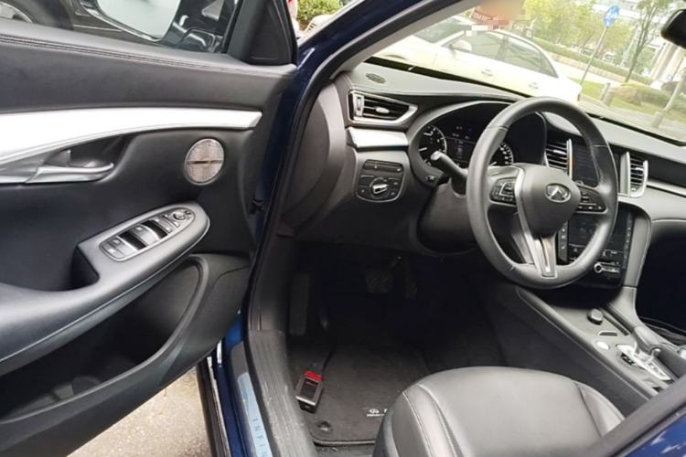 Used Infiniti QX50 2020 2.0T All-Wheel-Drive Elite Version Driver Seat