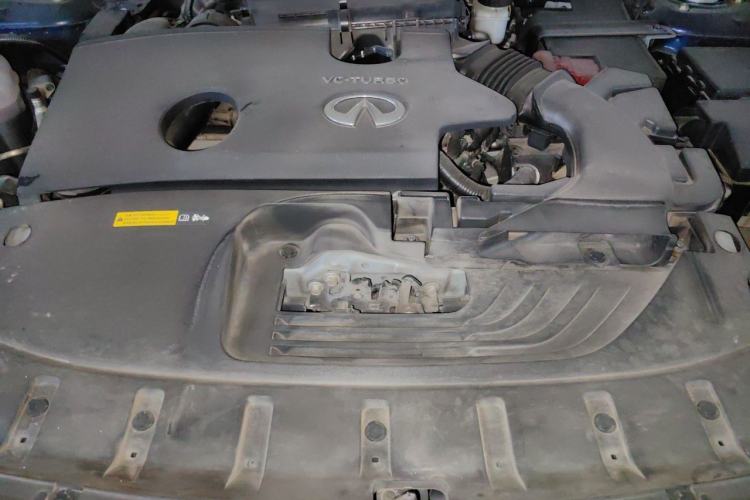 Used Infiniti QX50 2020 2.0T Four-Wheel Drive Navigation Edition Engine Bay