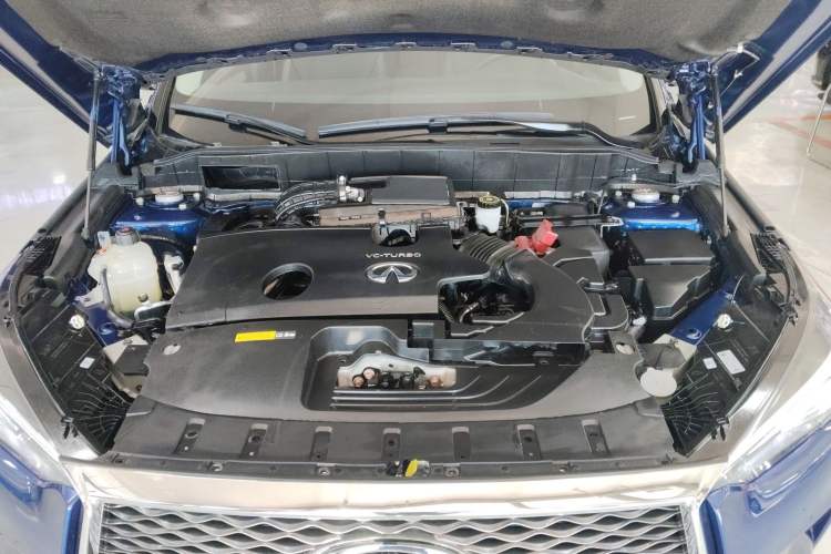 Used Infiniti QX50 2020 Revised Version 2.0T All-Wheel Drive Elite Edition Engine Bay