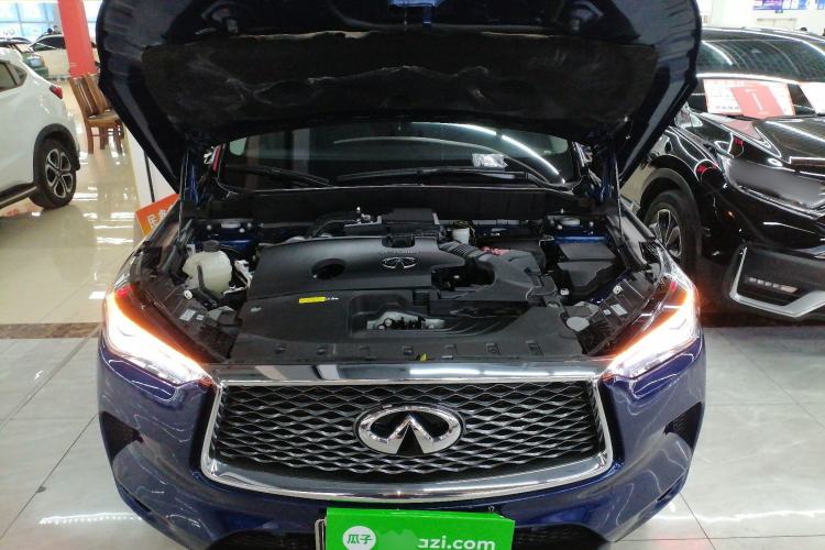 Used Infiniti QX50 2020 Revised Version 2.0T Two-Wheel Drive Fashion Edition Engine Bay
