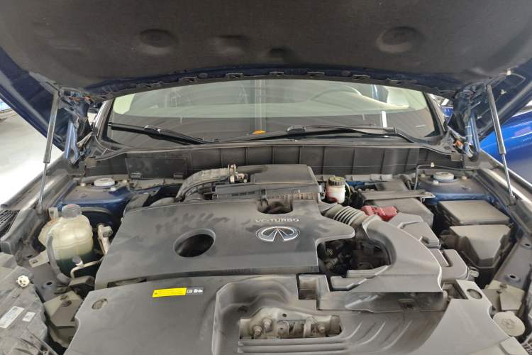 Used Infiniti QX50 2020 Revised Version 2.0T All-Wheel Drive Elite Edition Engine Bay