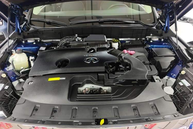 Used Infiniti QX50 2020 Revised Version 2.0T All-Wheel Drive Elite Edition Engine Bay