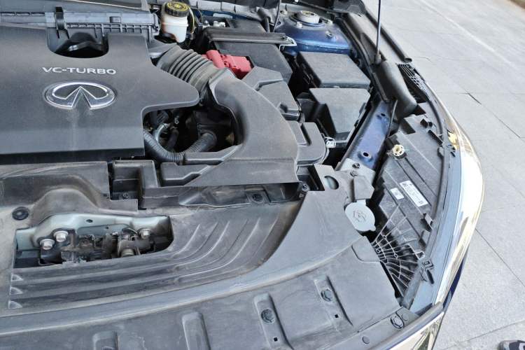 Used Infiniti QX50 2020 2.0T Four-Wheel Drive Luxury Edition Engine Bay Left