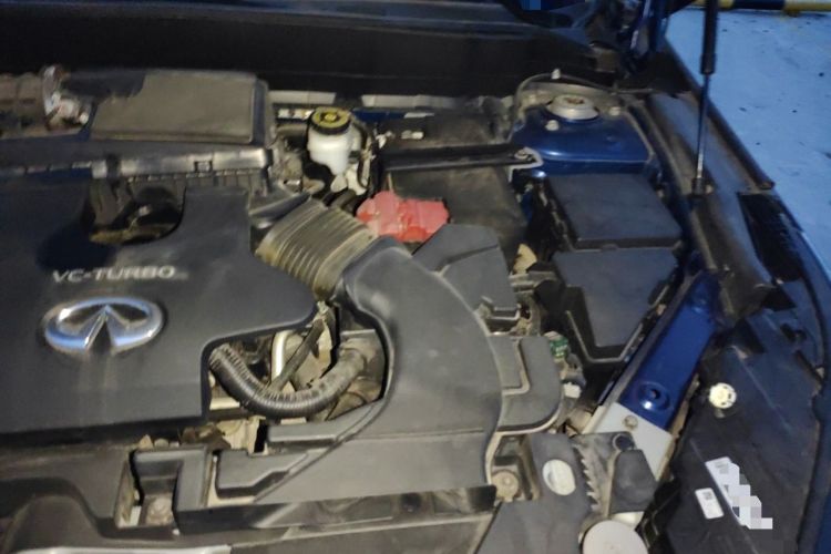 Used Infiniti QX50 2020 Revised Version 2.0T Two-Wheel Drive Fashion Edition Engine Bay Left