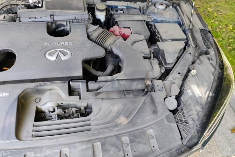 Used Infiniti QX50 2020 Revised Version 2.0T Two-Wheel Drive Fashion Edition Engine Bay Left