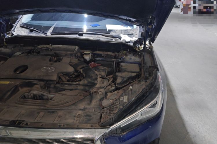Used Infiniti QX50 2020 2.0T All-Wheel-Drive Elite Version Engine Bay Left