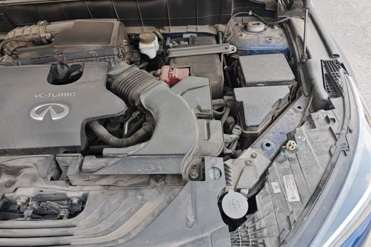 Used Infiniti QX50 2020 2.0T Four-Wheel Drive Flagship Edition Engine Bay Left