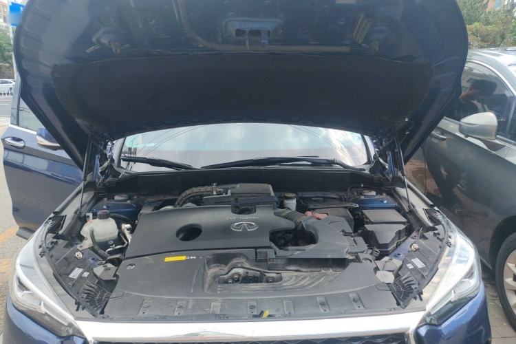 Used Infiniti QX50 2020 Revised Version 2.0T All-Wheel Drive Elite Edition Engine Bay