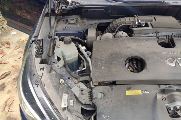 Used Infiniti QX50 2020 Revised Version 2.0T All-Wheel Drive Navigation Edition Engine Bay Right