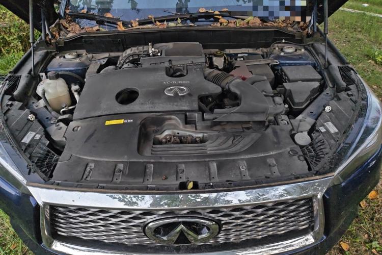 Used Infiniti QX50 2020 2.0T All-Wheel-Drive Elite Version Engine Bay