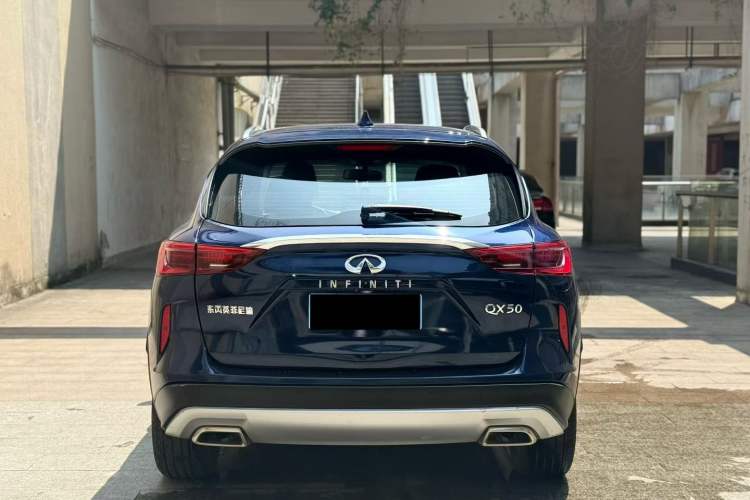 Used Infiniti QX50 2020 Revised Version 2.0T Two-Wheel Drive Fashion Edition Exterior 3