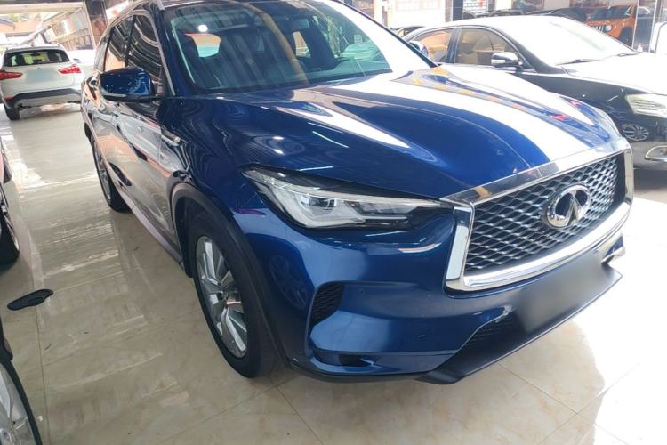 Used Infiniti QX50 2020 2.0T Two-Wheel Drive Fashion Edition Front Right 45 Deg