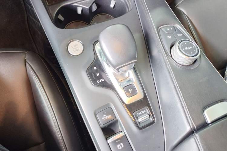 Used Infiniti QX50 2020 2.0T Two-Wheel Drive Fashion Edition Gear Lever