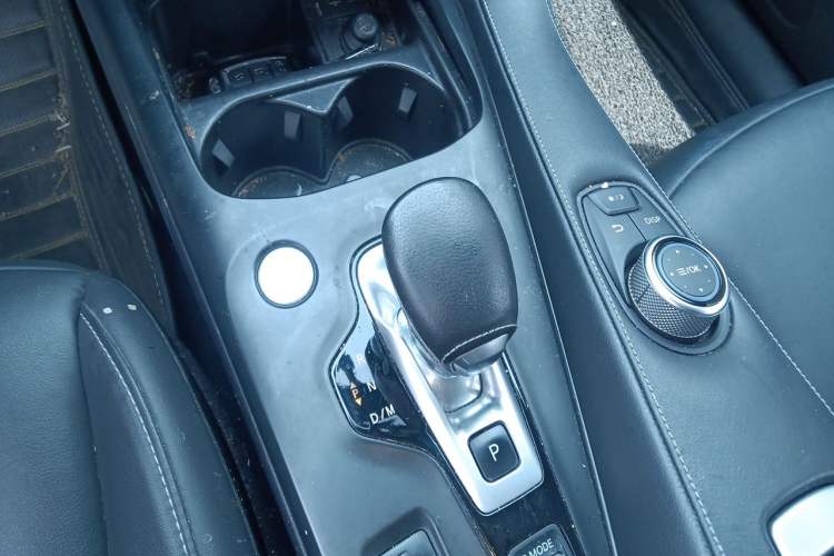Used Infiniti QX50 2020 2.0T Two-Wheel Drive Fashion Edition Gear Lever