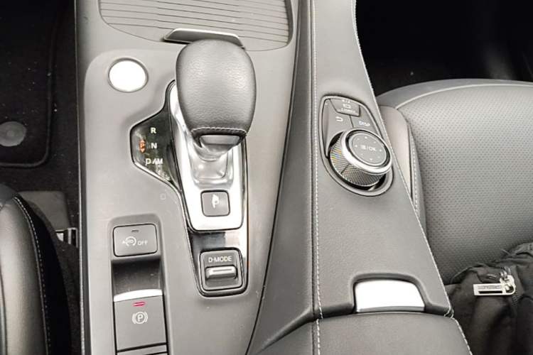Used Infiniti QX50 2020 2.0T All-Wheel-Drive Elite Version Gear Lever