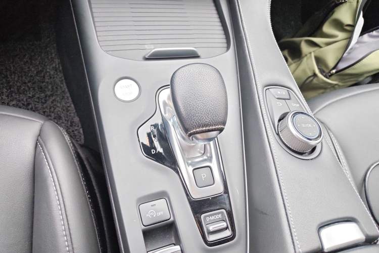 Used Infiniti QX50 2020 2.0T Two-Wheel Drive Fashion Edition Gear Lever