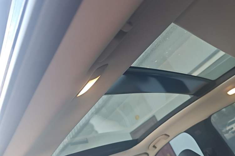 Used Infiniti QX50 2020 2.0T Four-Wheel Drive Smart Edition Headliner