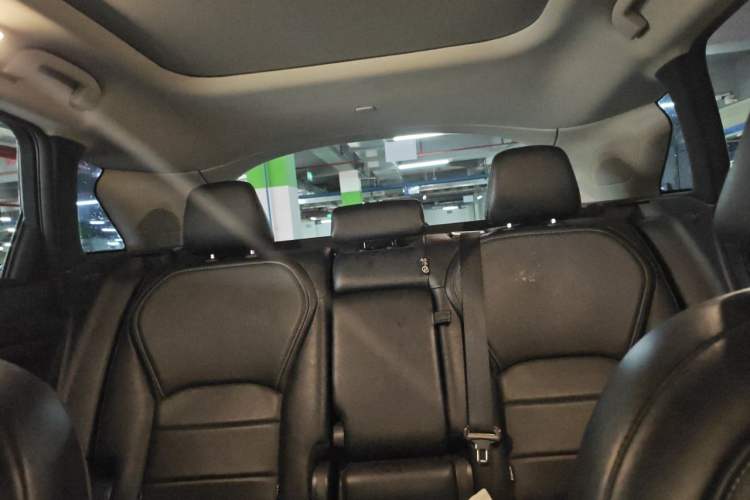 Used Infiniti QX50 2020 2.0T All-Wheel-Drive Elite Version Headliner