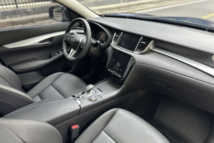 Used Infiniti QX50 2020 Revised Version 2.0T Two-Wheel Drive Fashion Edition Interior 1