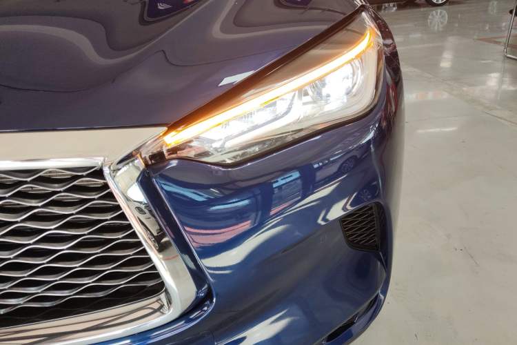 Used Infiniti QX50 2020 Revised Version 2.0T All-Wheel Drive Elite Edition Left Front Headlight