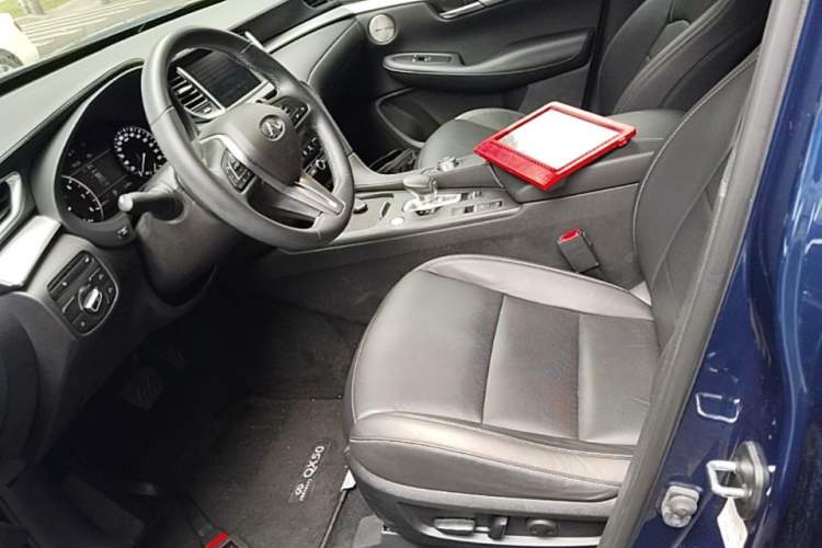 Used Infiniti QX50 2020 2.0T All-Wheel-Drive Elite Version Left Front Seat