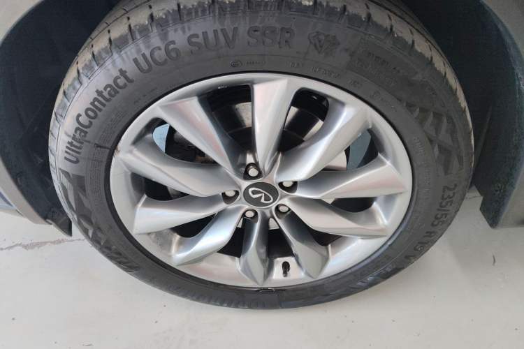 Used Infiniti QX50 2020 Revised Version 2.0T All-Wheel Drive Elite Edition Left Front Wheel Hub