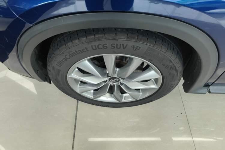 Used Infiniti QX50 2020 2.0T Two-Wheel Drive Fashion Edition Left Front Wheel Hub