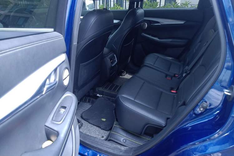 Used Infiniti QX50 2020 2.0T Two-Wheel Drive Fashion Edition Left Rear Seat