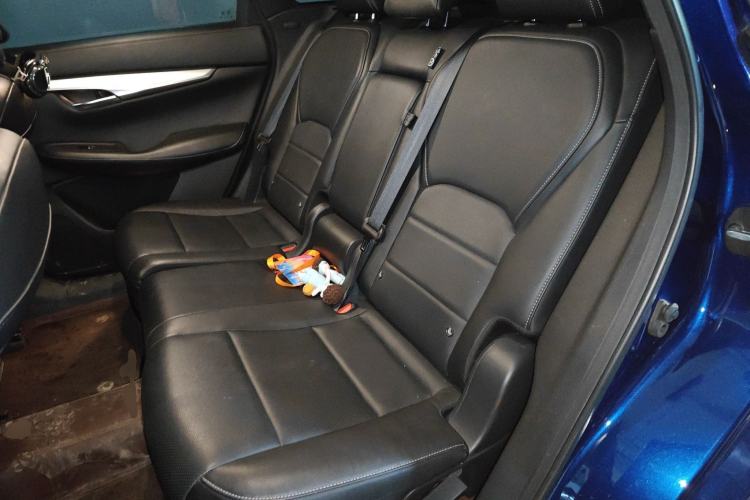 Used Infiniti QX50 2020 2.0T All-Wheel-Drive Elite Version Left Rear Seat