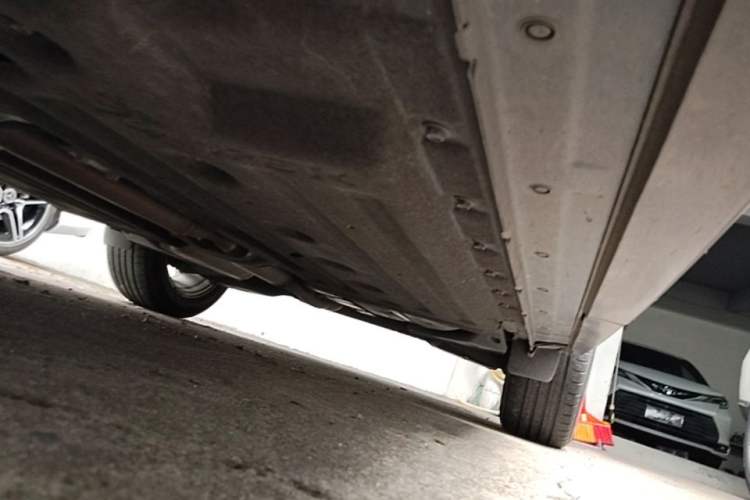 Used Infiniti QX50 2020 2.0T All-Wheel-Drive Elite Version Left Side Sill