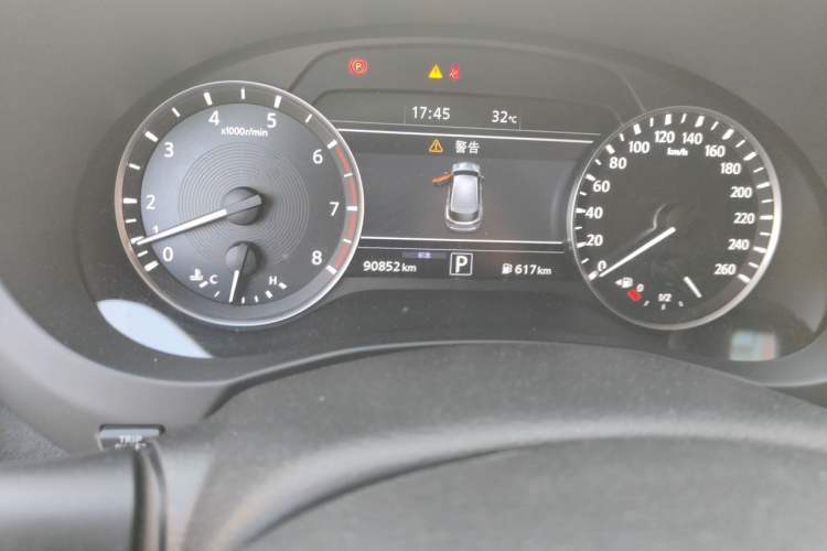 Used Infiniti QX50 2020 2.0T All-Wheel-Drive Elite Version Odometer Close Up