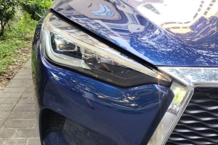 Used Infiniti QX50 2020 Revised Version 2.0T Four-Wheel Drive Flagship Edition Right Front Headlight