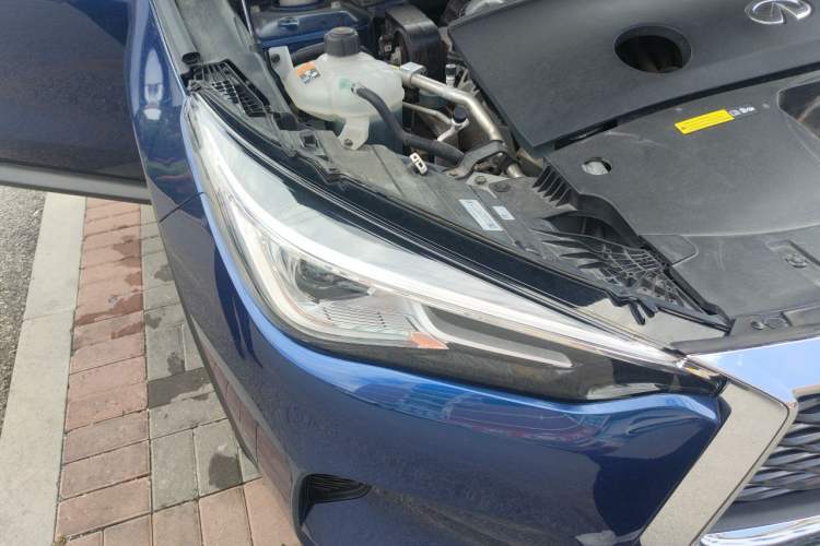 Used Infiniti QX50 2020 Revised Version 2.0T All-Wheel Drive Elite Edition Right Front Headlight