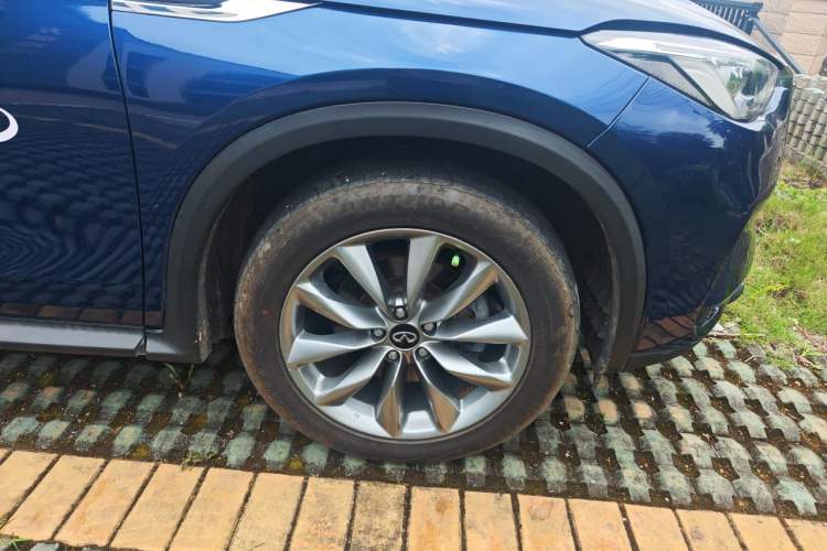 Used Infiniti QX50 2020 2.0T Two-Wheel Drive Fashion Edition Right Front Wheel Hub