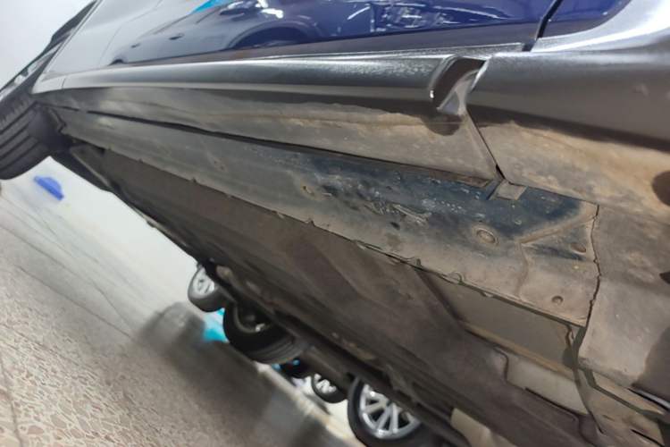 Used Infiniti QX50 2020 Revised Version 2.0T All-Wheel Drive Elite Edition Right Side Sill