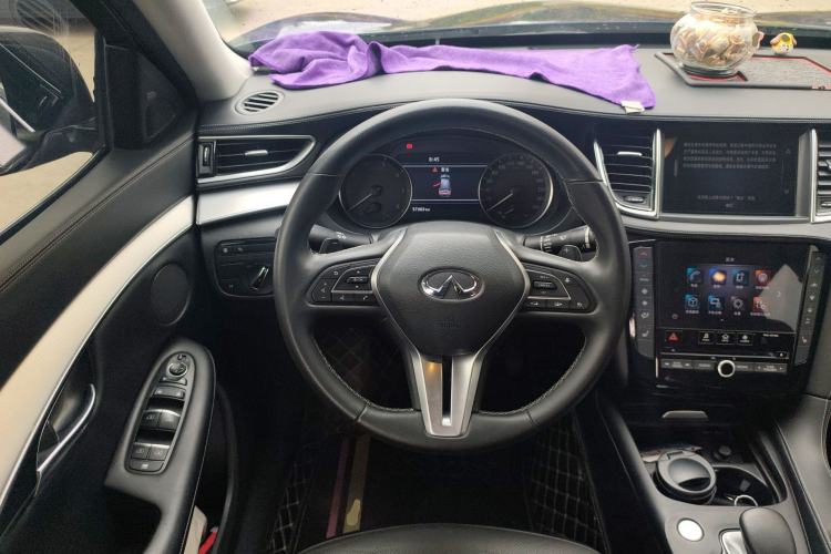 Used Infiniti QX50 2020 Revised Version 2.0T All-Wheel Drive Navigation Edition Steering Wheel