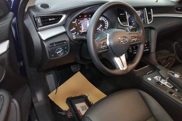 Used Infiniti QX50 2020 Revised Version 2.0T Two-Wheel Drive Fashion Edition Steering Wheel