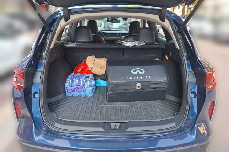 Used Infiniti QX50 2020 2.0T All-Wheel-Drive Elite Version Trunk