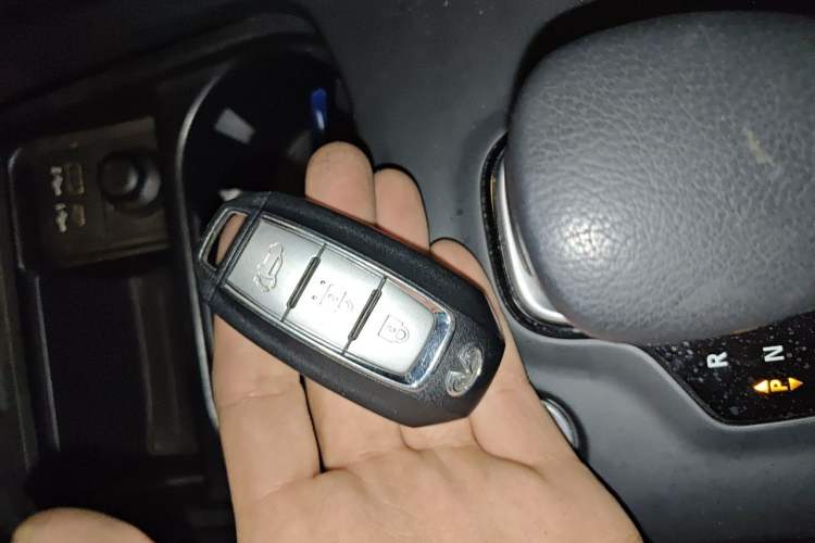 Used Infiniti QX50 2020 2.0T Two-Wheel Drive Fashion Edition Vehicle Key