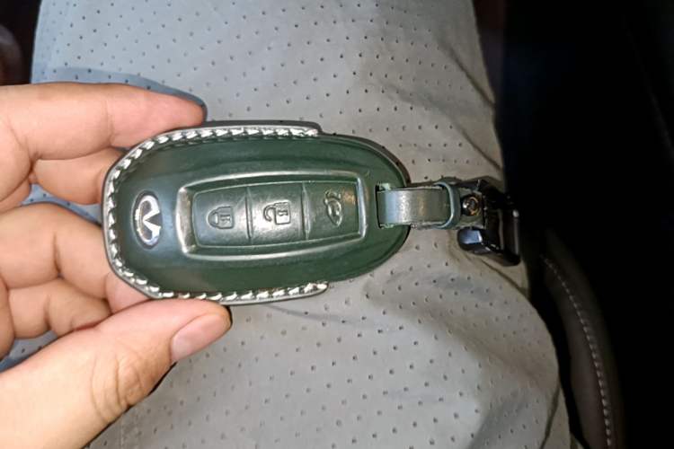 Used Infiniti QX50 2020 2.0T Two-Wheel Drive Fashion Edition Vehicle Key