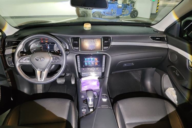 Used Infiniti QX50 2020 Revised Version 2.0T All-Wheel Drive Elite Edition Center Console