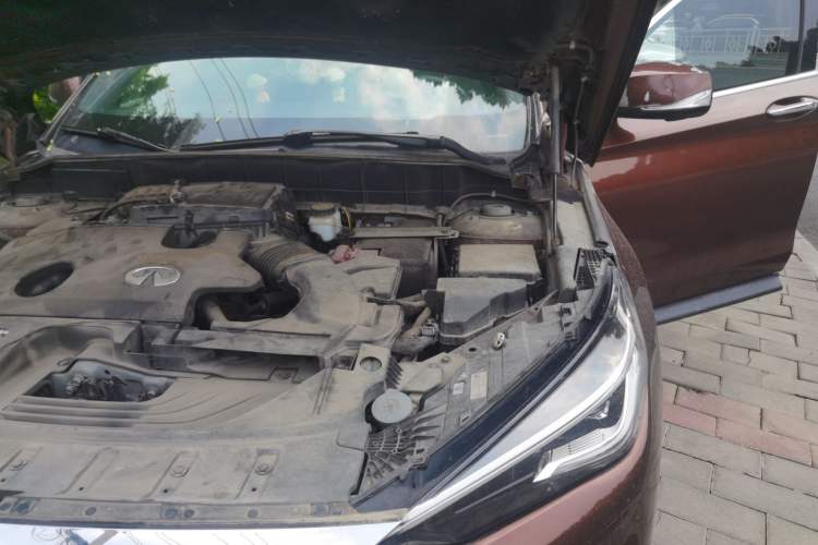 Used Infiniti QX50 2020 2.0T Four-Wheel Drive Flagship Edition Engine Bay Left