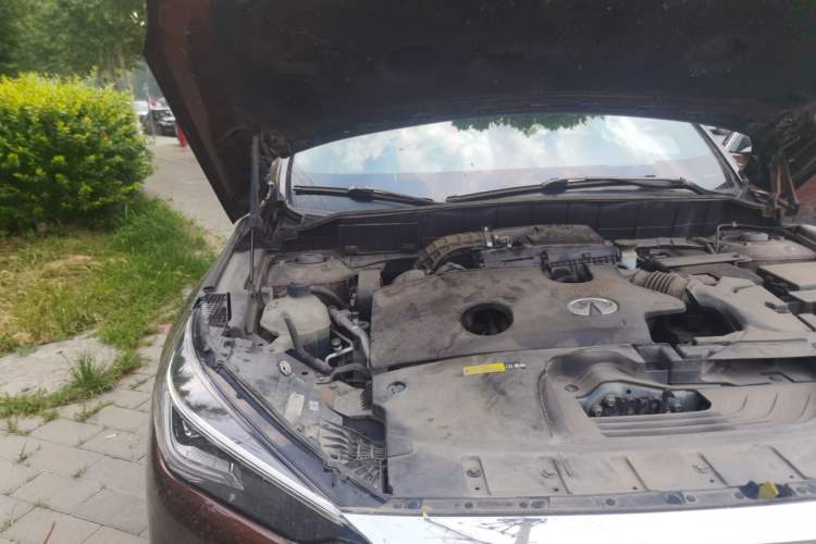 Used Infiniti QX50 2020 2.0T Four-Wheel Drive Flagship Edition Engine Bay Right