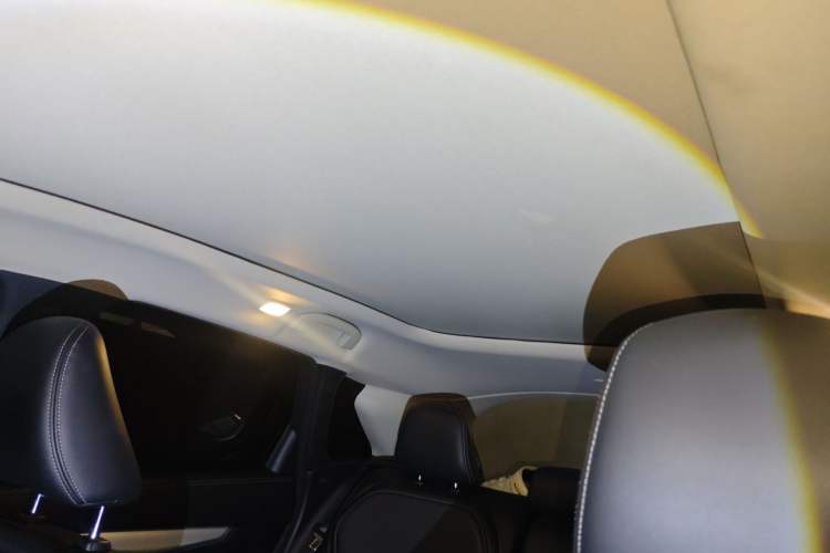 Used Infiniti QX50 2020 2.0T All-Wheel-Drive Elite Version Headliner