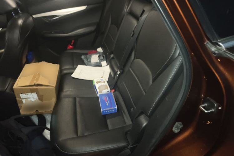 Used Infiniti QX50 2020 2.0T Two-Wheel Drive Fashion Edition Left Rear Seat