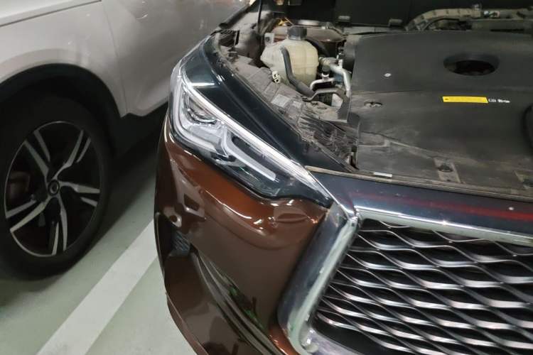 Used Infiniti QX50 2020 Revised Version 2.0T All-Wheel Drive Elite Edition Right Front Headlight