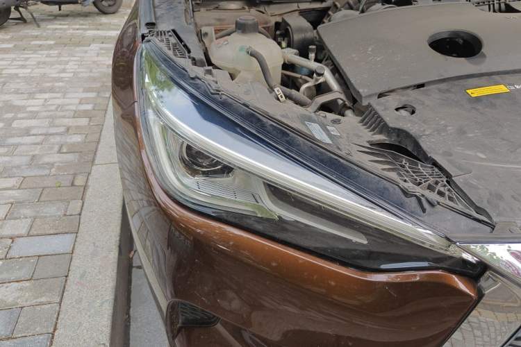 Used Infiniti QX50 2020 Revised Version 2.0T All-Wheel Drive Elite Edition Right Front Headlight