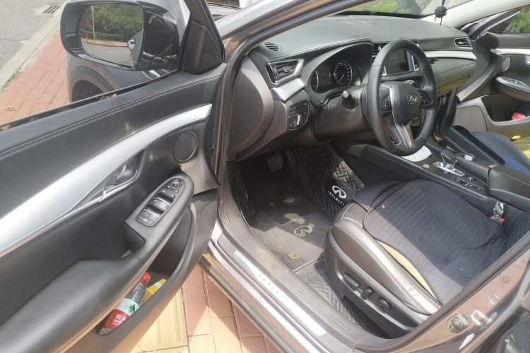 Used Infiniti QX50 2020 2.0T All-Wheel-Drive Elite Version Driver Seat